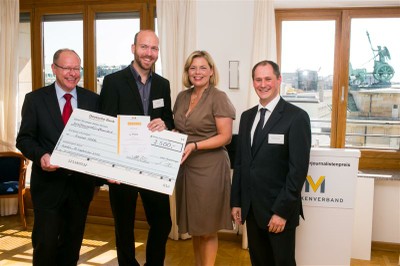 Vergabe des 3. Platzes: Dr. Jörg Schillinger, Rainer Nolte, Julia Klöckner MdL, Dr. Alexander Dröge