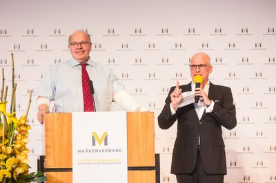 Peter Altmaier MdB, Chef des Bundeskanzleramtes u. Bundesminister für besondere Aufgaben, mit Volker Wieprecht. Durch die Veranstaltung führt Volker Wieprecht, Moderator radioeins.