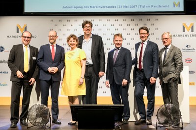 v.l.: Christian Köhler, Dr. Peter Tauber, Nicola Beer, Michael Kellner, Christian Flisek, Andreas Scheuer und Franz-Peter Falke (Foto: T.R.)
